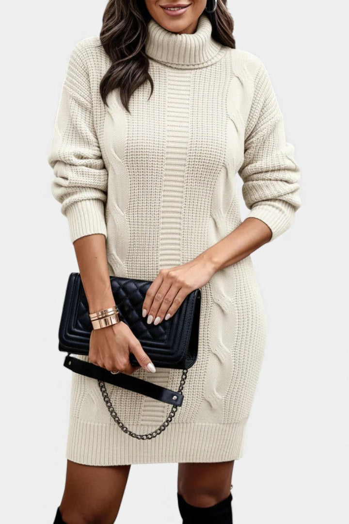 Taciana | Vestido de punto liso con cuello alto